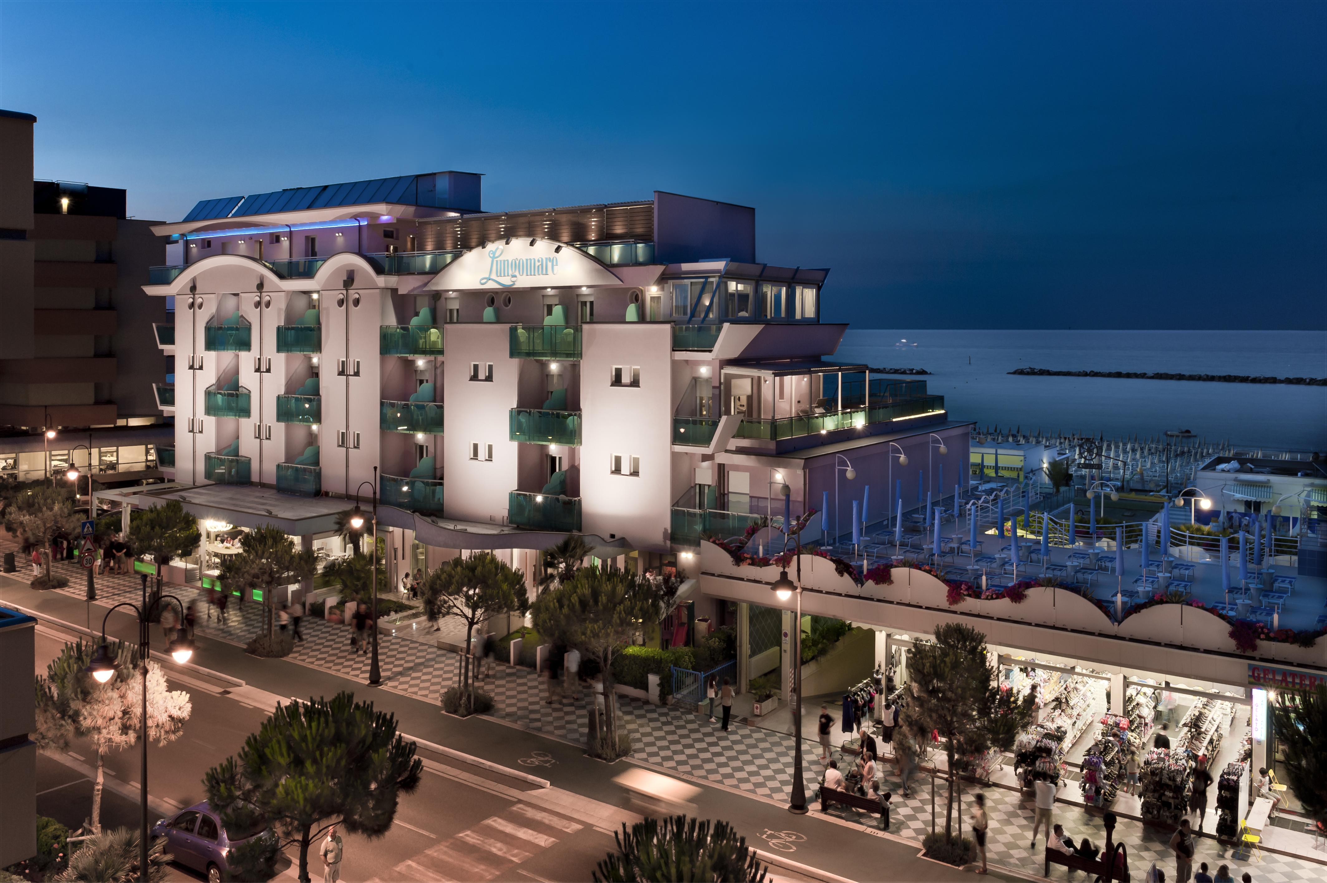 Hotel Lungomare Cesenatico Buitenkant foto